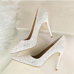 White shoes in a dream