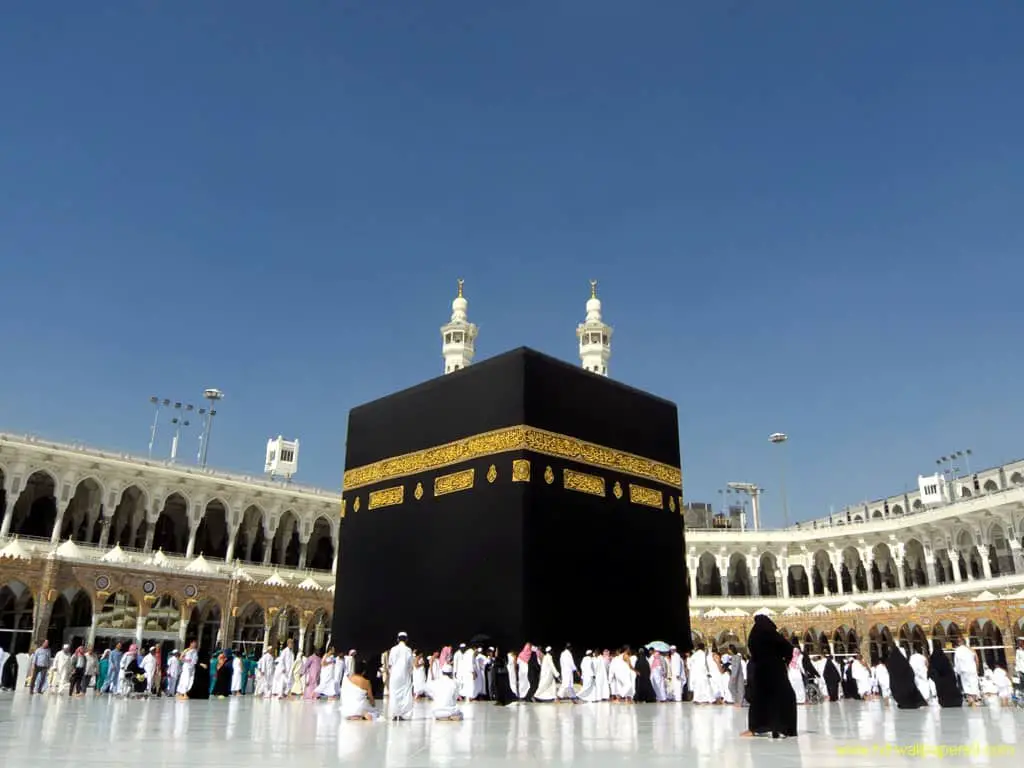 Interpretazione di un sognu di circunambulazione intornu à a Kaaba
