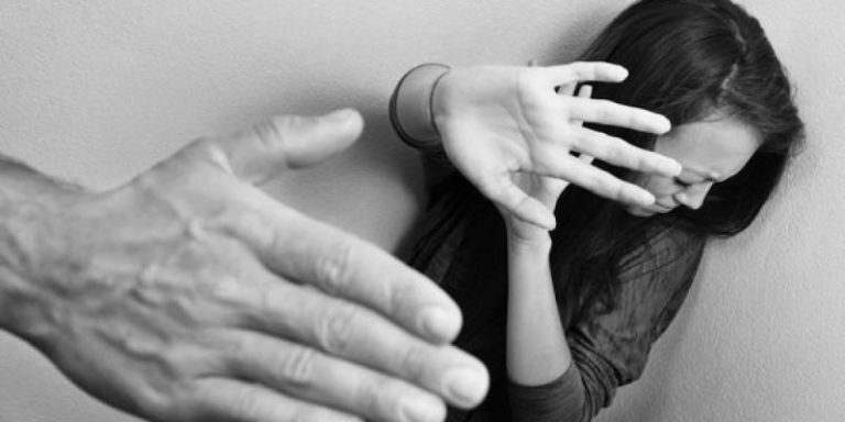 ضربت شخص في المنام