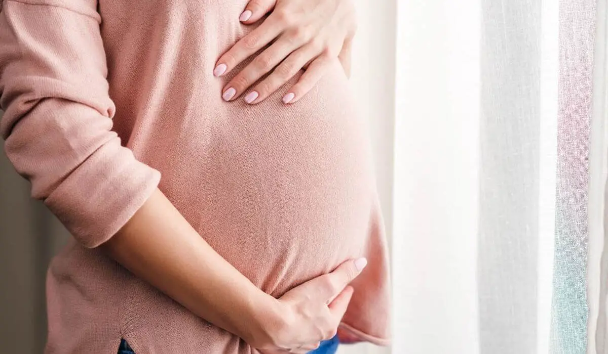 Толкување на сонот за бременост за самохрана жена