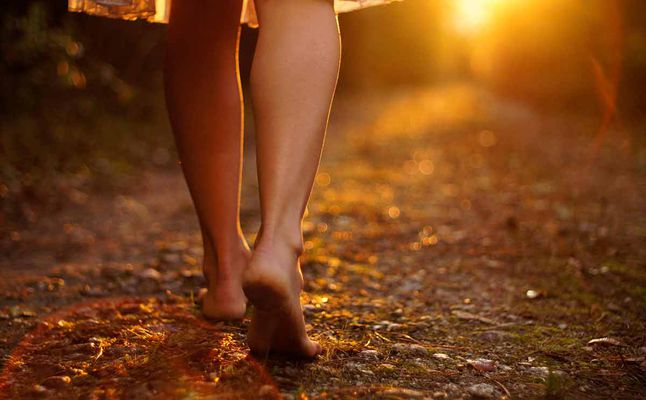 Výklad sna o chôdzi naboso pre vydatú ženu