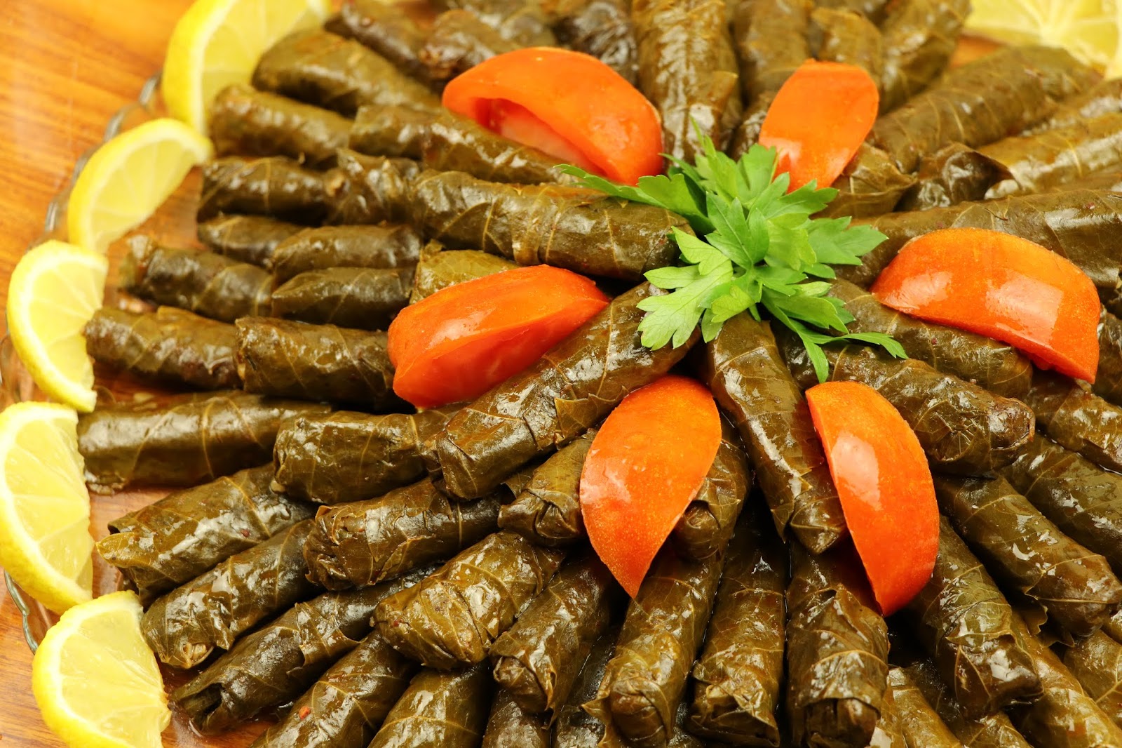 أكل ورق لعنب للعزباء