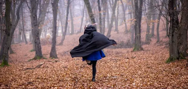 الهروب مع شخص تحبه