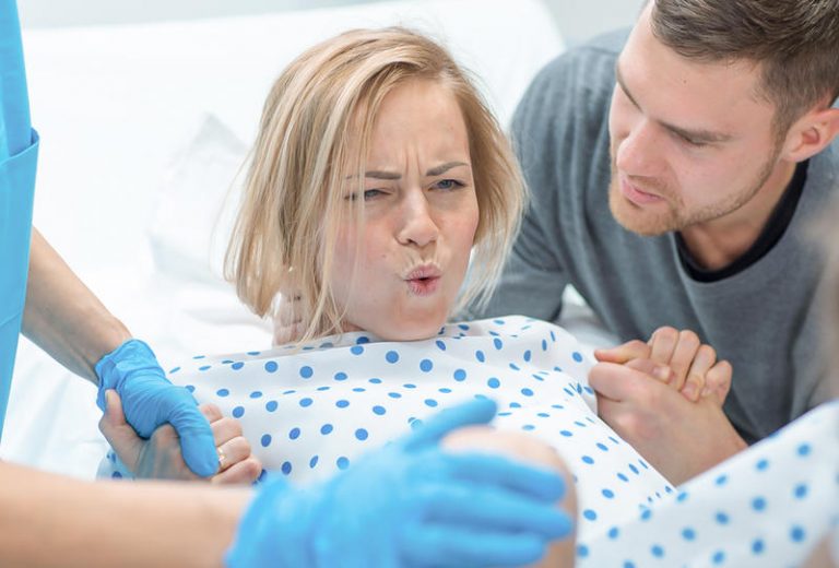 تفسير حلم الولادة للمطلقة