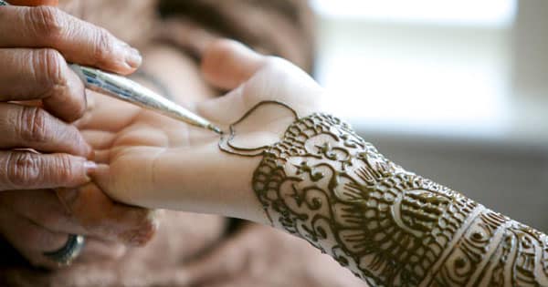 Interpreto de sonĝo pri henna