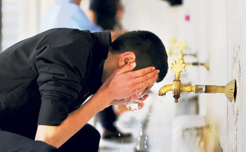 الوضوء والصلاة في المنام
