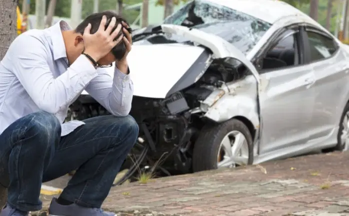 رؤية حادث سيارة