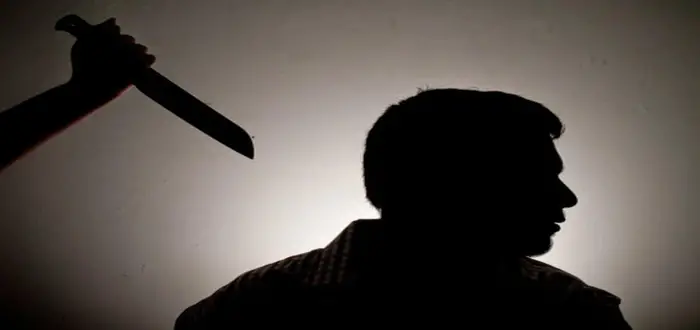 رؤية شخص يقتل أخر في المنام