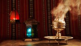 Hva er symbolet på røkelse i en drøm av Ibn Sirin?