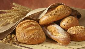 20 најважнијих тумачења виђења хлеба у сну од Ибн Сирина