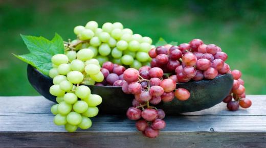 Chì ghjè l'interpretazione di uva in un sognu da Ibn Sirin?