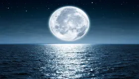 इब्न सिरिन द्वारा सपने में चाँद देखने की व्याख्या क्या है?
