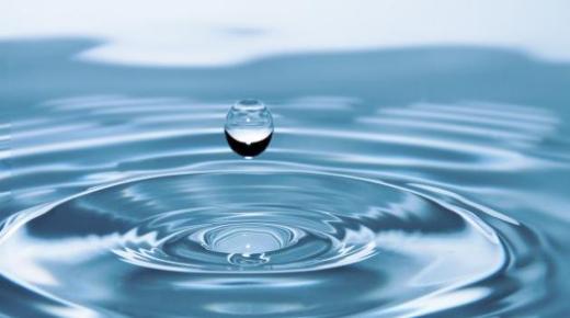 Najpomembnejše razlage videnja vode v sanjah Ibn Sirina