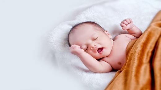 इब्न सिरिन के सपने की व्याख्या क्या है कि मैंने एक लड़के को जन्म देने का सपना देखा था?