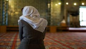 Тумачење сна о молитви за неудате жене од Ибн Сирина