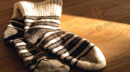Leer meer over het symbool van sokken in de Al-Usaimi-droom