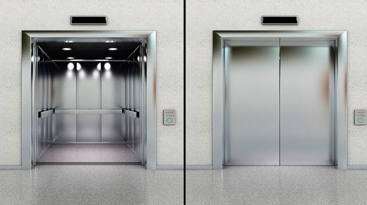 Толкување на гледање на лифтот во сон за високи правници