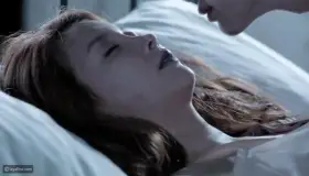 इब्न सिरिन द्वारा सपने में किसी मृत व्यक्ति को चूमते हुए देखने की व्याख्या