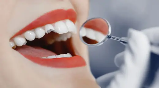 ما هو تفسير رؤية تركيب الأسنان في المنام لابن سيرين؟