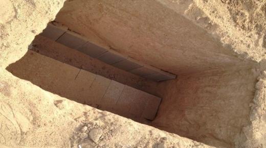 تفسير رؤية القبر المفتوح في المنام لابن سيرين