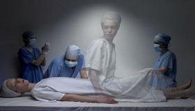 इब्न सिरिन द्वारा सपने में मृत व्यक्ति को जीवित होते देखने की व्याख्या